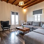Naxian Queen Luxury & Villa