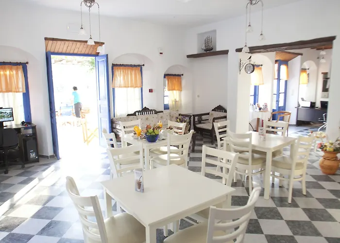 Naxian Queen Luxury & Villa