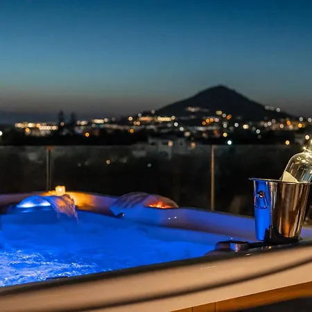 Naxian Queen Luxury & Agia Anna (Naxos)
