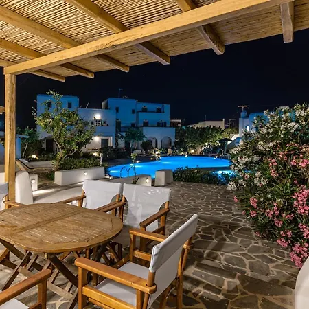 Naxian Queen Luxury Villas &