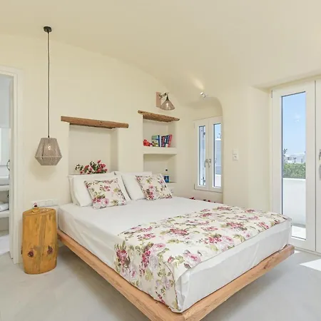 Naxian Queen Luxury Villas & *