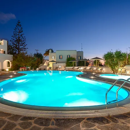 Naxian Queen Luxury & Agia Anna (Naxos)