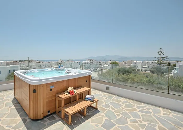 Naxian Queen Luxury & * Agia Anna (Naxos)