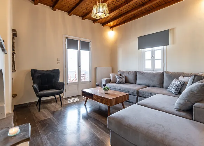 Naxian Queen Luxury & Villa